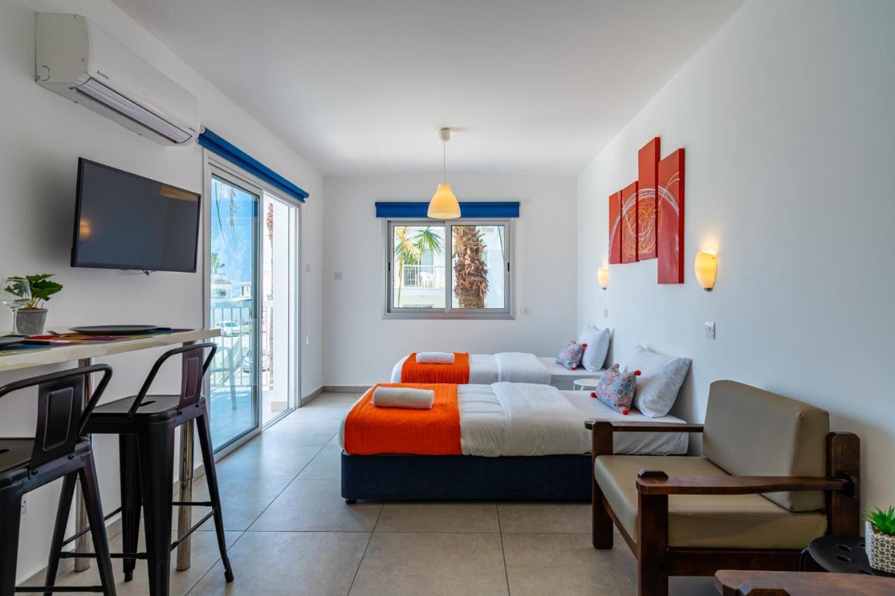 Apartment Tangerine With Pool In Agia Napa